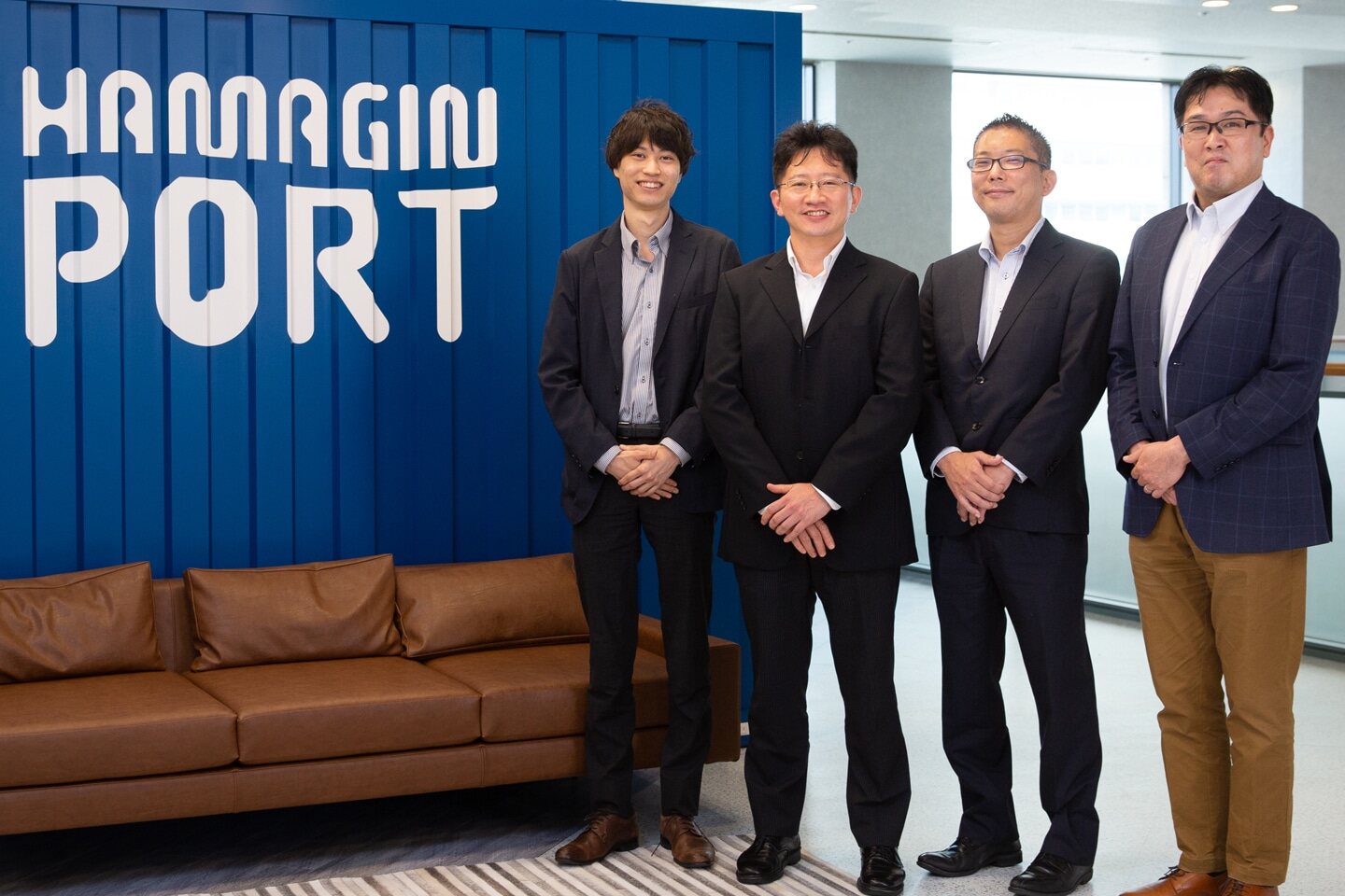 株式会社横浜銀行細かな解釈を必要とする複雑なテキストチェックを、KIBITで代替　1日1,000件作成される応接記録のコンプライアンスチェックを効率化のサムネイル